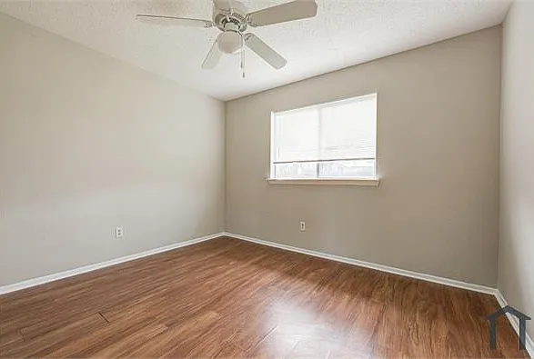 20135 Telegraph Square Ln — Photo 17