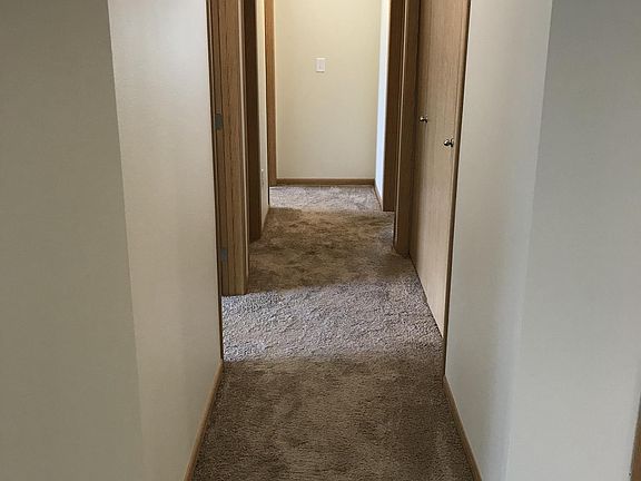 5th image of 519 33rd Ave W APT 113