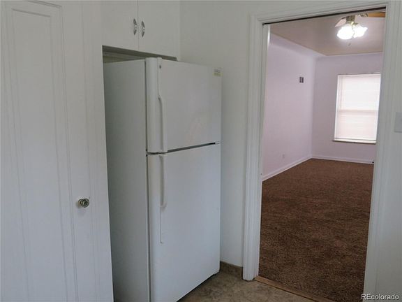 5th image of 1220 N Jasmine St