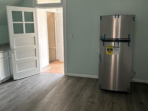 5th image of 10122 S Wentworth Ave Unit 2