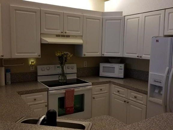 5th image of 4235 S 57th Ave APT 203E