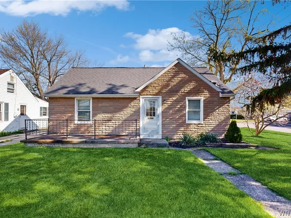 2238 William St, Cheektowaga, NY 14206