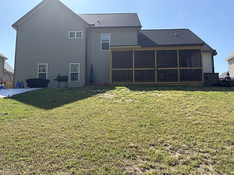 364 Heathrow Dr — Photo 9