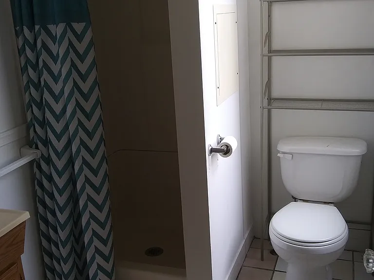 2105 4th Ave #1 — Photo 3