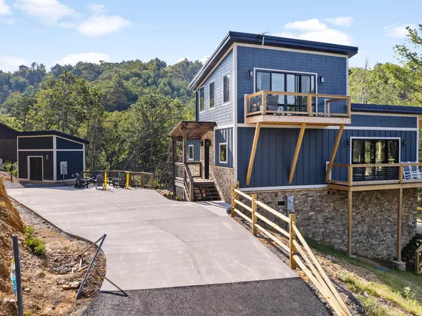 3106 Mitzi Way, Sevierville, TN 37862