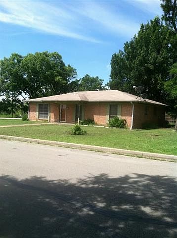 1st image of 101 Falcon Ln