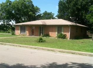 101 Falcon Ln, Hillsboro, TX 76645