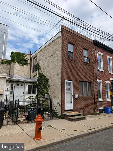415 E Flora St Photo 1
