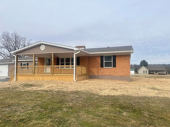 3rd image of 166 Hatton Creek Rd