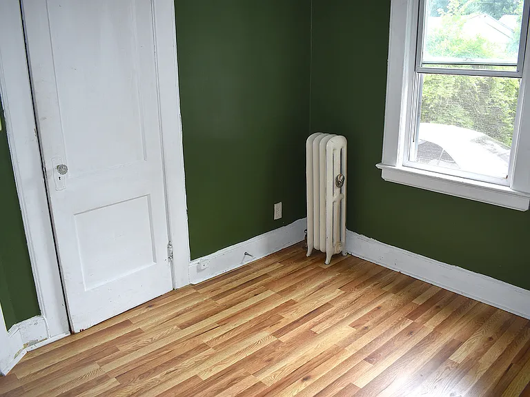 224 Ward Pl #1 — Photo 11