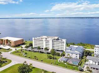 1500 Park Beach Cir APT 2F, Punta Gorda, FL 33950