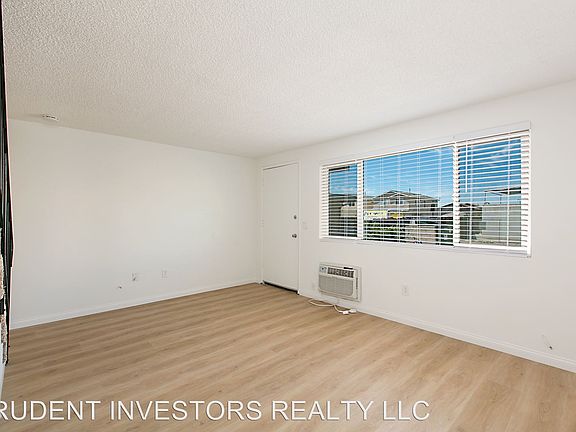 2nd image of 1250 Persimmon Ave APT A