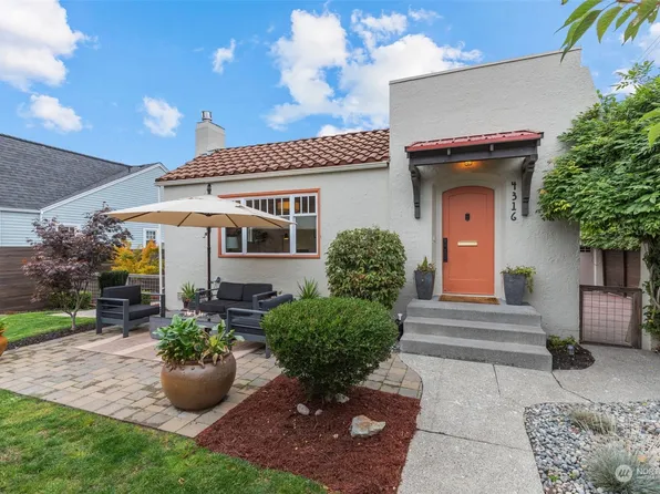 4316 SW Charlestown Street, Seattle, WA 98116