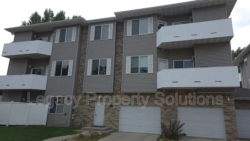 1200 W Owens Ave #9
