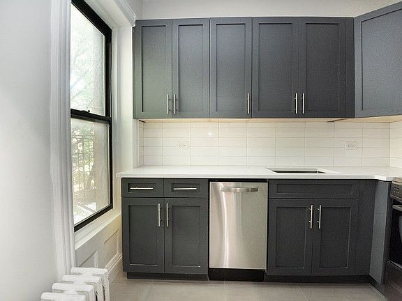 4th image of 204 Saint Marks Ave #2A