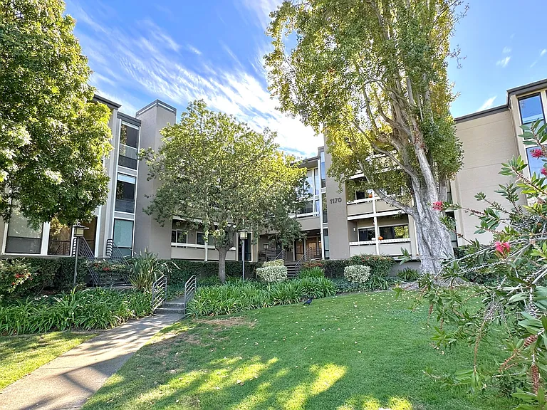 1170 Foster City Blvd #315 — Photo 21