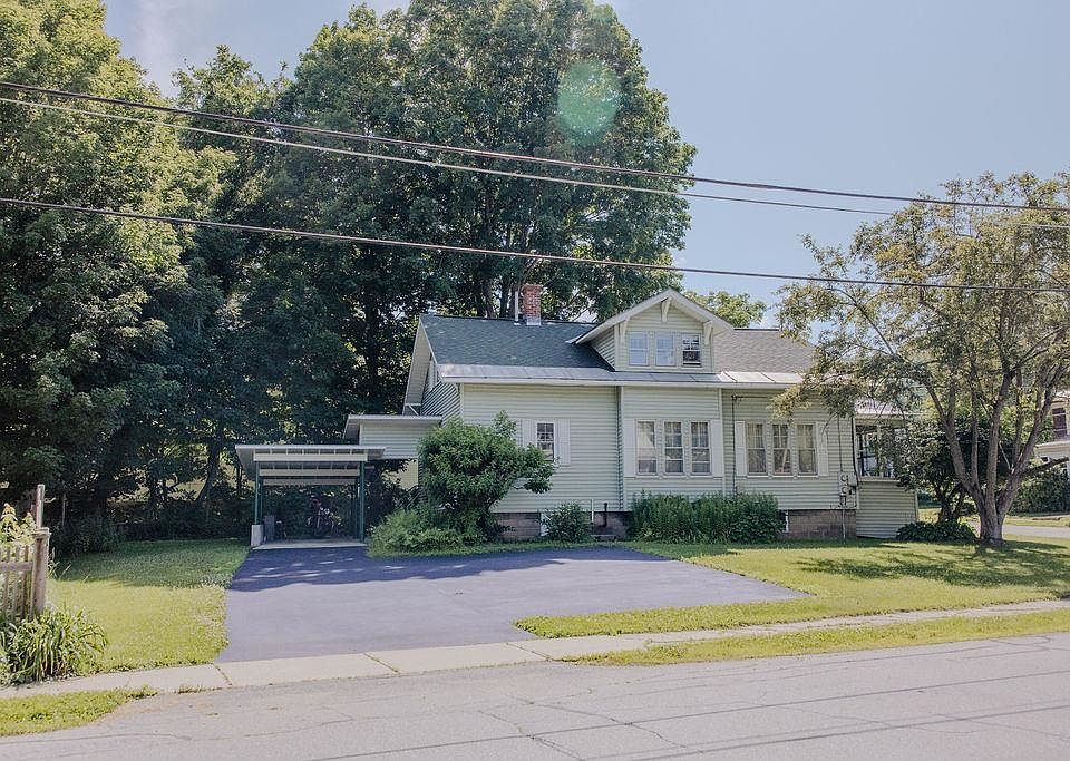 1st image of 252 Church Street
