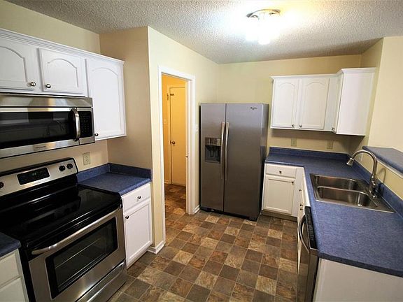 2nd image of 2766 Brewster Ln