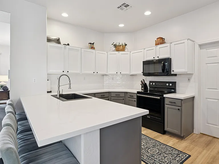 16600 N Thompson Peak Pkwy #2053 — Photo 6