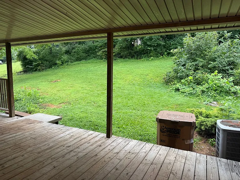 2506 Elizabethton Hwy — Photo 3