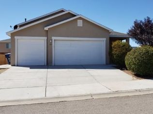 225 Black Hat Ave SW, Los Lunas, NM 87031