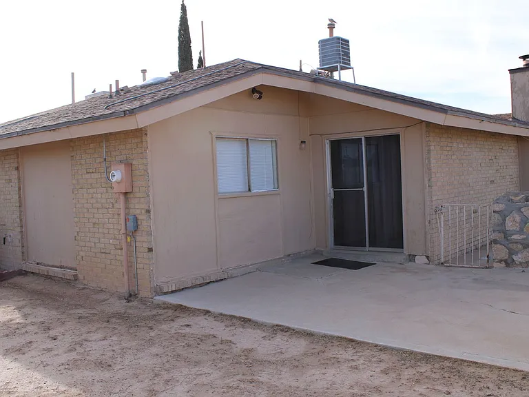 5947 Deer Ave — Photo 18