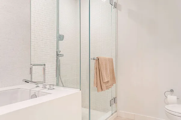 Rented by Real Easy LLC | media 46