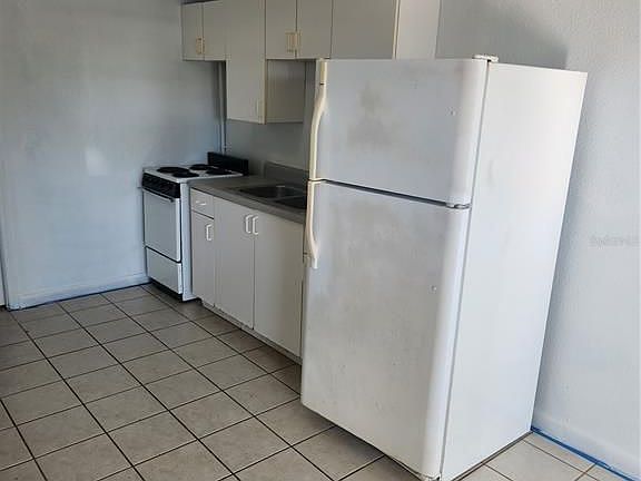 3rd image of 2021 Pennsylvania Ave Unit 4