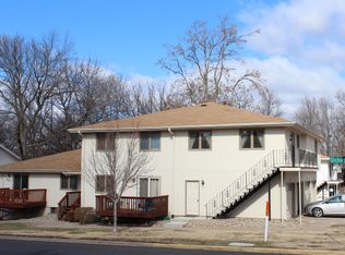 1605 Woodoak Ct, Manhattan, KS 66502