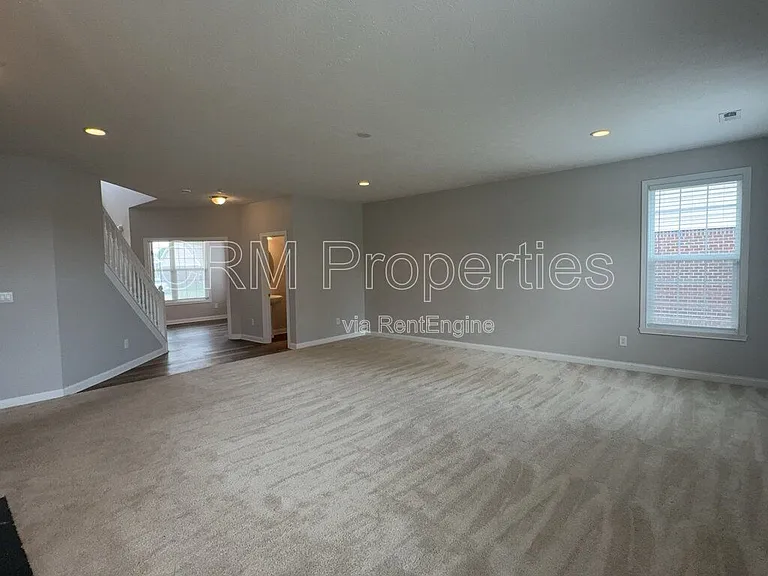 6311 Burgin Dr — Photo 14