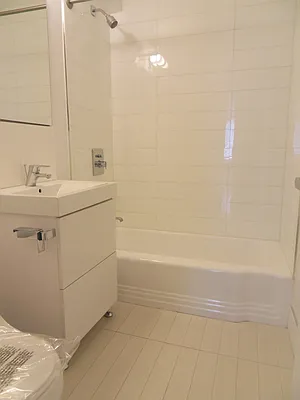 Rented by Stonehenge NYC LLC | media 9