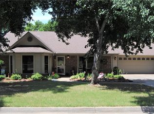 2009 Broken Hill Dr, Van Buren, AR 72956