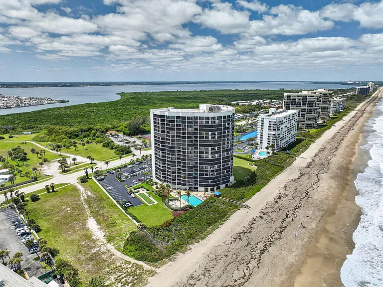 9650 S Ocean Dr #210 — Photo 59