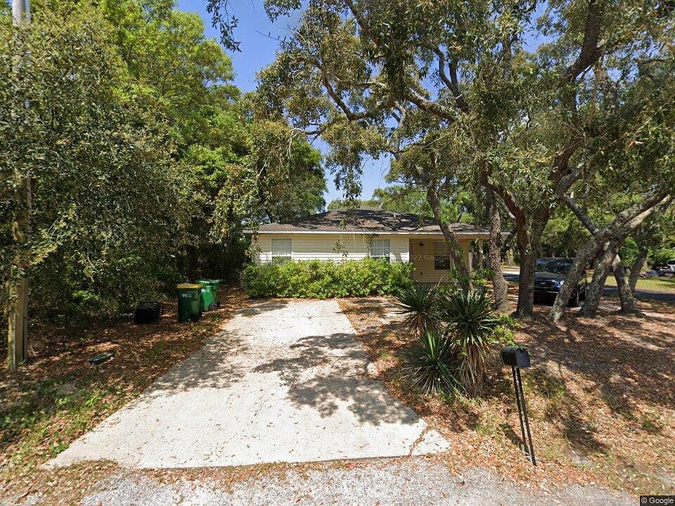 1st image of 1633 Porpoise St