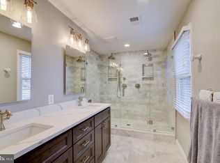 1911 Wintergreen Ct, Reston, VA 20191