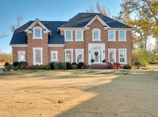 2318 Laurelton Creek Ln, Chattanooga, TN 37421