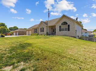 202 Miller Way, Monett, MO 65708