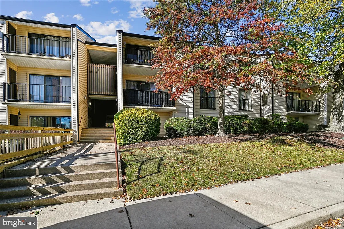 Building Photo - 2570 Riva Rd #15C