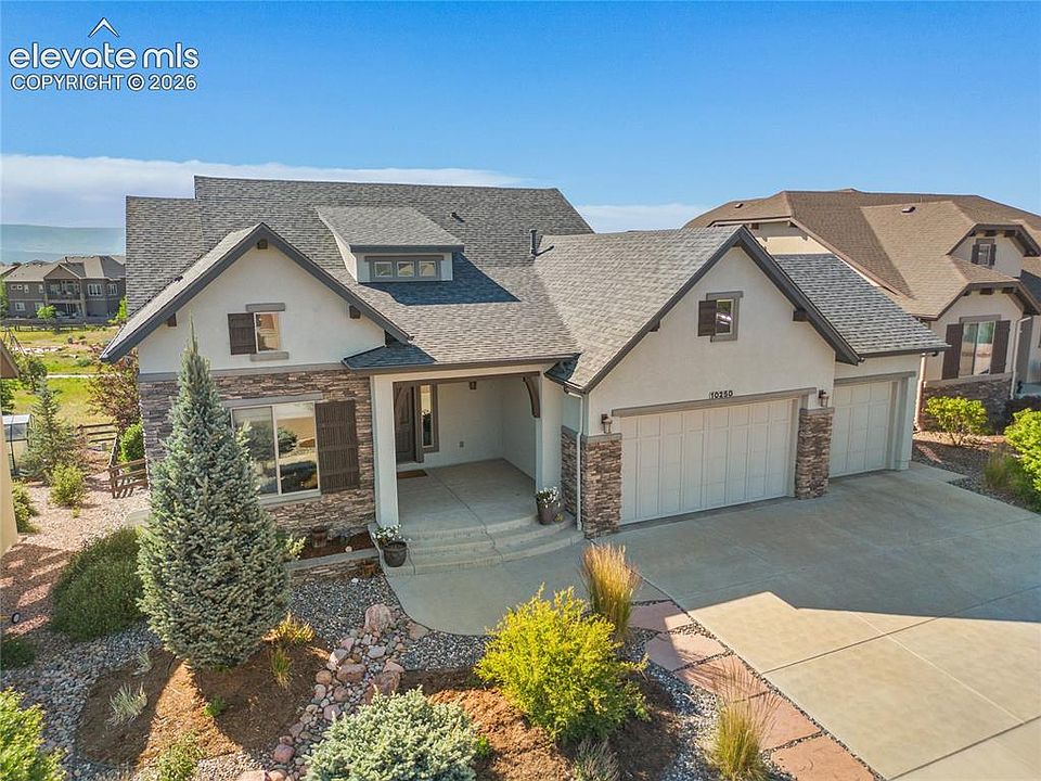 1st image of 10250 Hewletts Gulch Ct