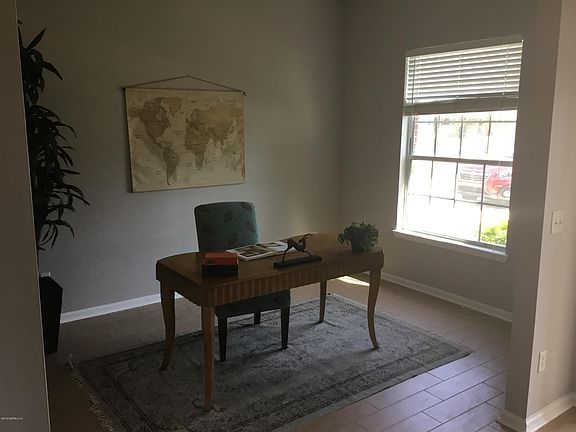 3rd image of 12022 London Lake Dr W