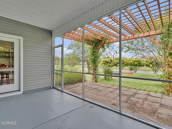 3rd image of 5206 Windward Way