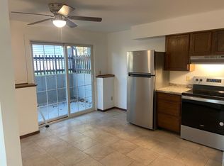 102 Indian Summer Rd, Marshall, WI 53559