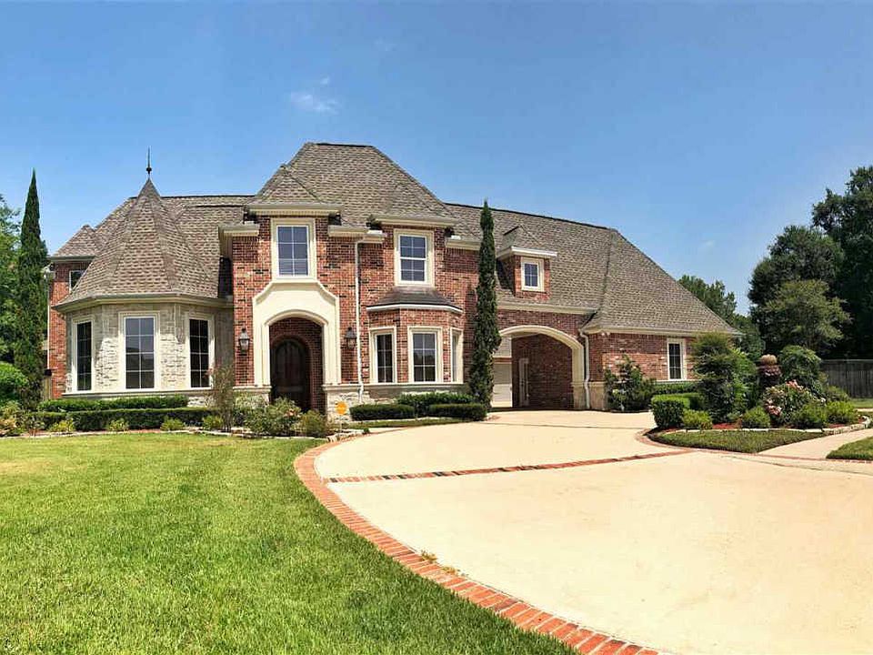 1st image of 306 Tyler Dr