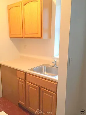 Rented by City Connections Realty | media 20