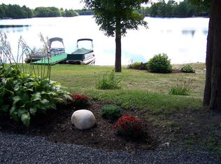 67 Island Rd, Lunenburg, MA 01462