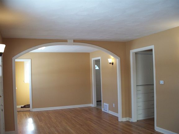 4th image of 2745 Cannon St