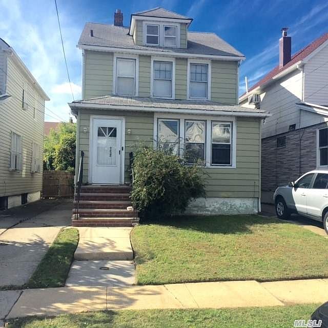 1st image of 4828 203rd St
