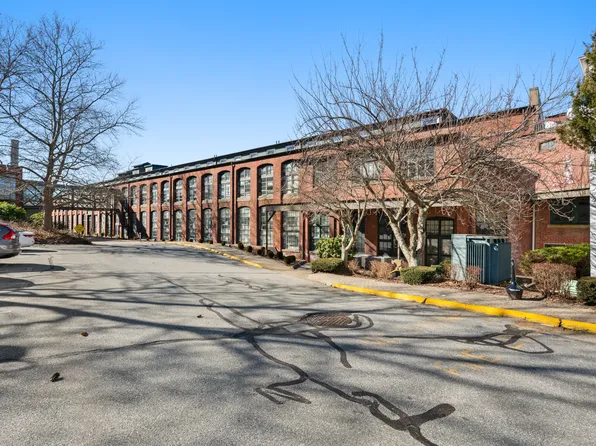 68 Thermos Avenue #411E, Norwich, CT 06360