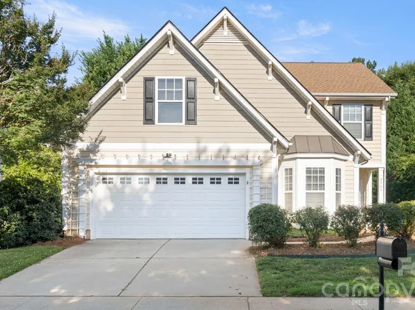 4569 Scarlet Oak Dr, Rock Hill, SC 29732
