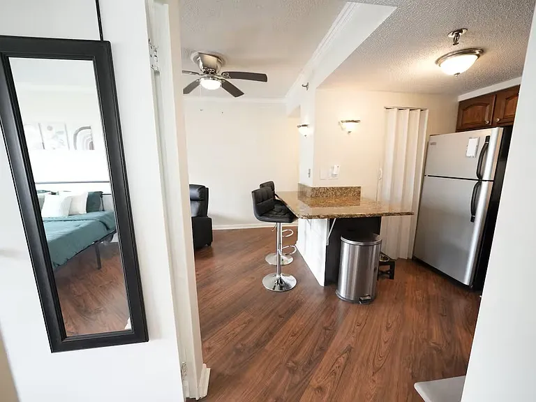 510 Gay St #915 — Photo 8